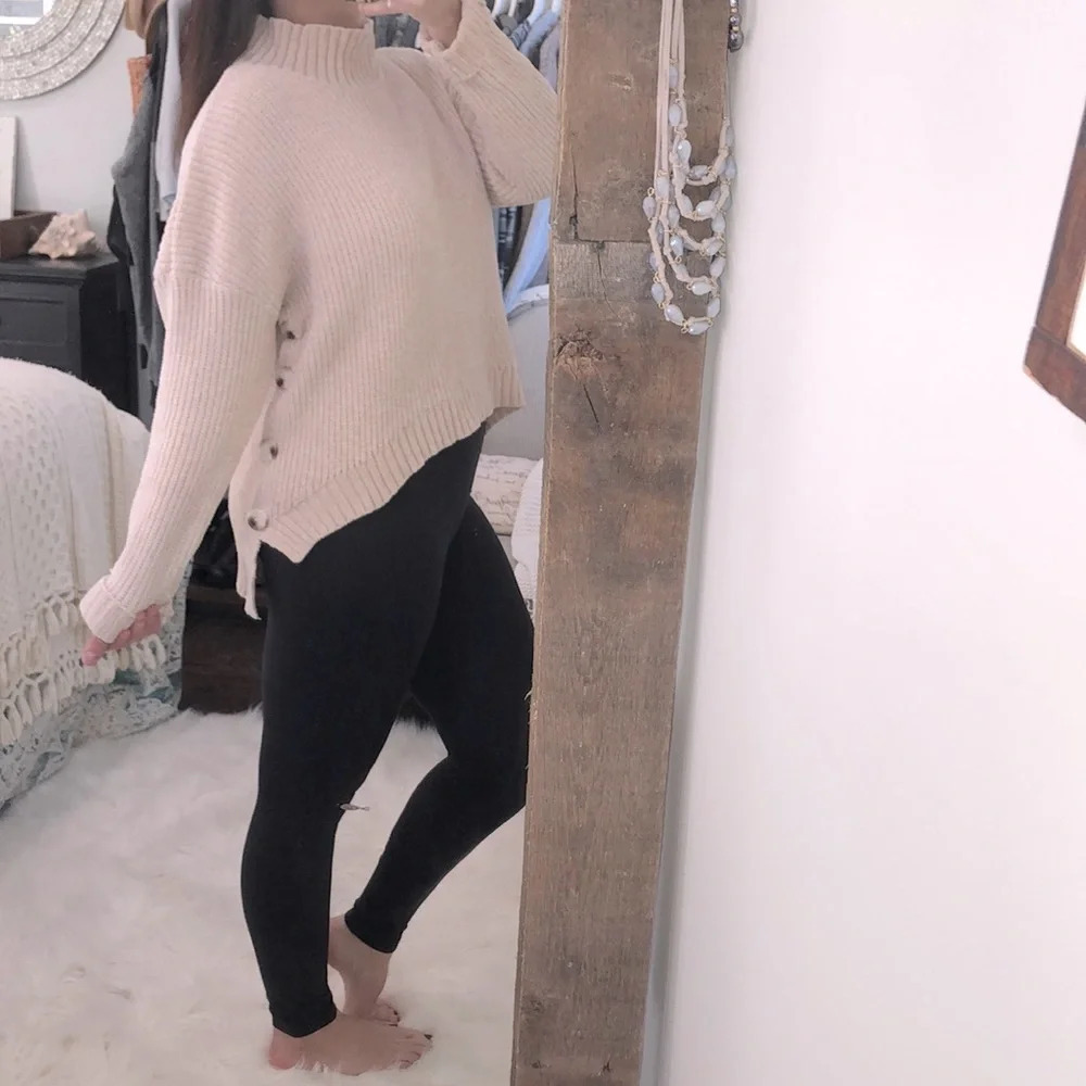 SIMPLEE size small light tan cable knit sweater - Picture 2 of 3